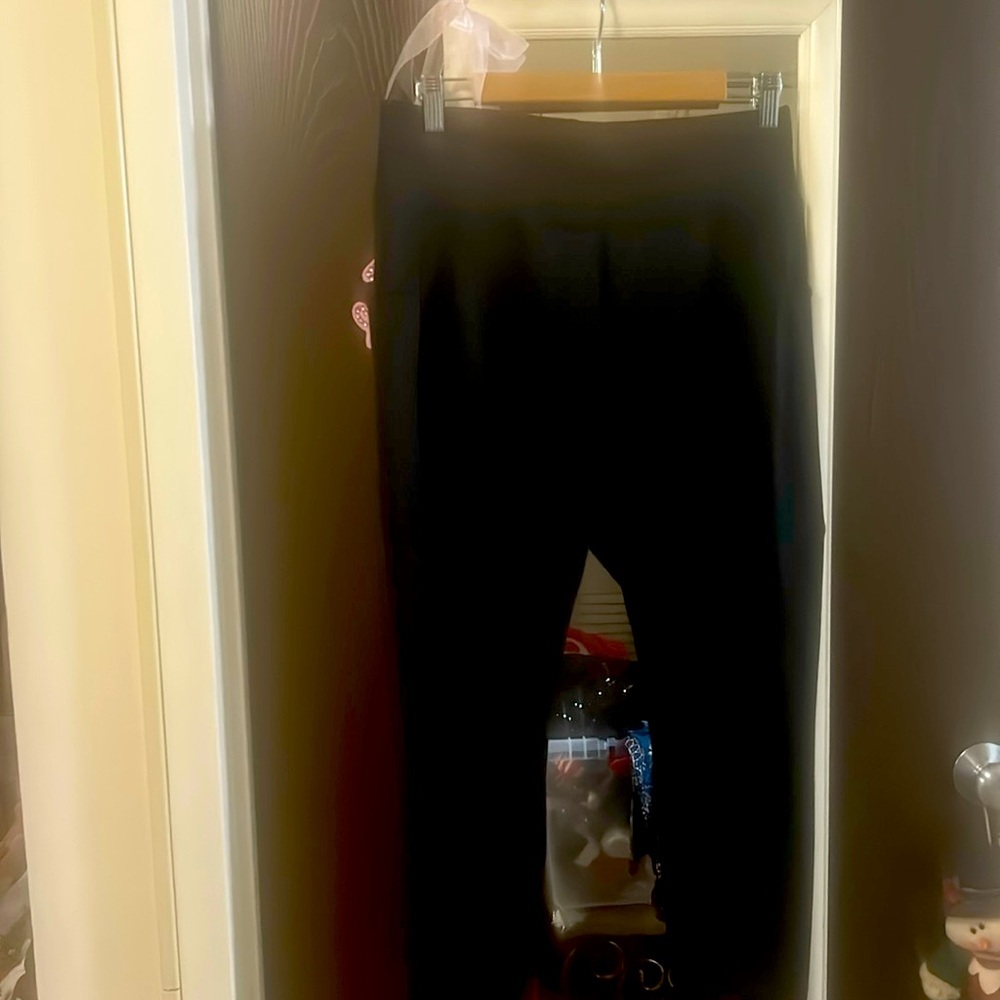 Pop fit leggings with pockets
